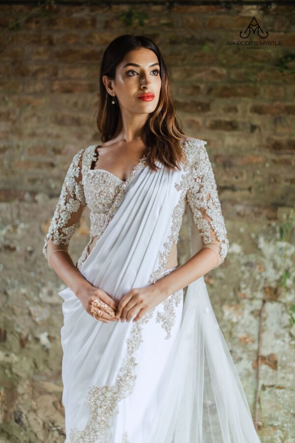 Look 1 - Venus bridal