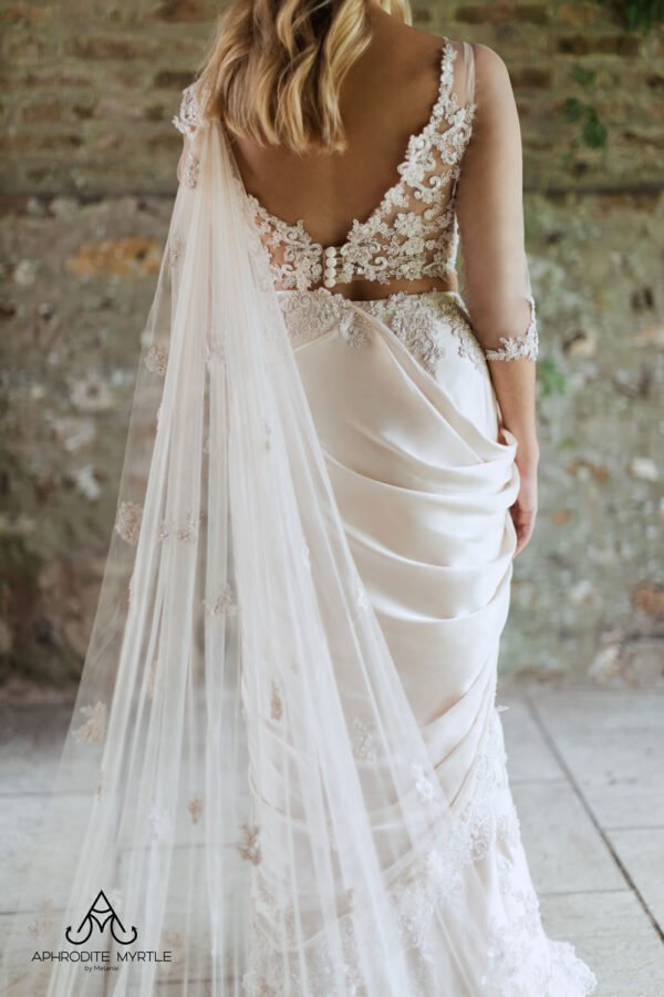 Look 4 - Lelya bridal - Image 5